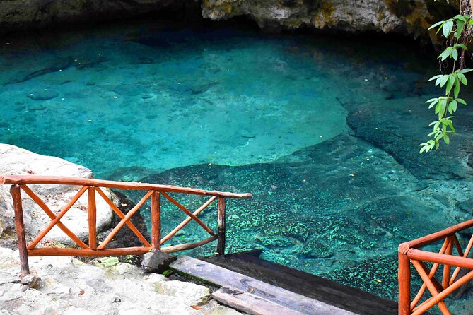 Tulum Ruins 4 Cenotes & Giant Sculpture - Morning starts in Cancun, then the clock starts ticking