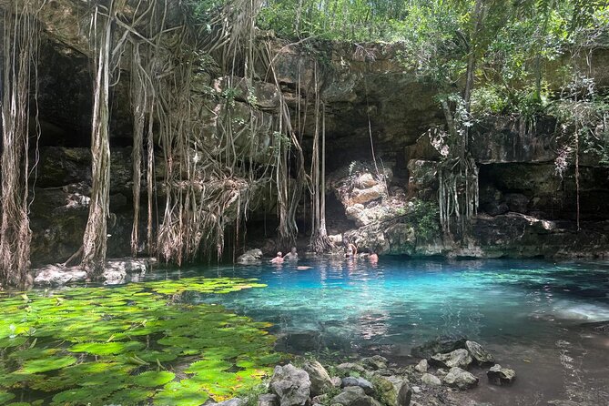 Uxmal, two Amazing Cenotes & Local Food Tour from Mérida - The guides make the day feel human