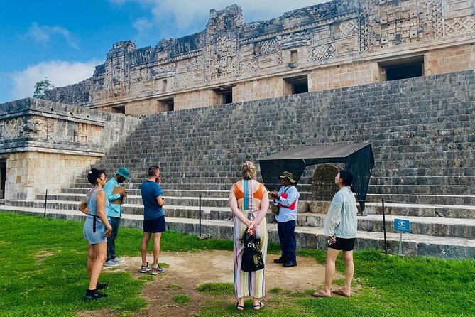 Uxmal, two Amazing Cenotes & Local Food Tour from Mérida - Muna lunch: more than fuel between ruins and cenotes