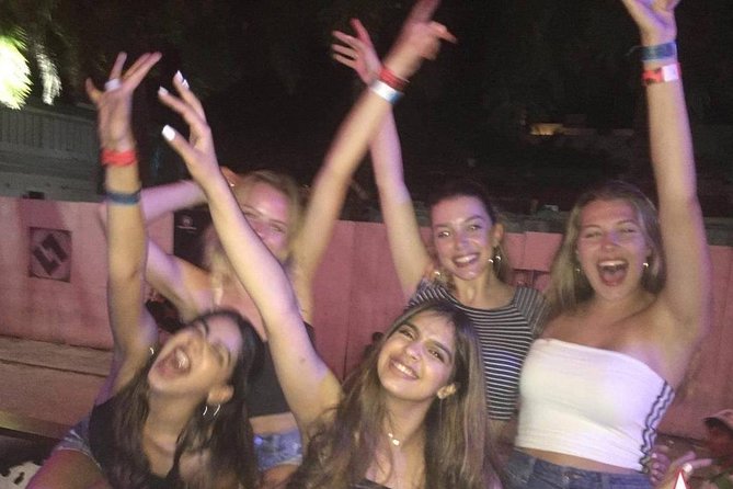 VIP Nightclub Tour in Playa del Carmen - Blue Parrot Beach Club: beachfront vibes and DJ nights