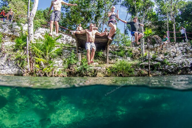 VIP Tulum Ruins Private Tour with Snorkeling in Stunning Cenote - What the private guide adds, beyond just pointing at things