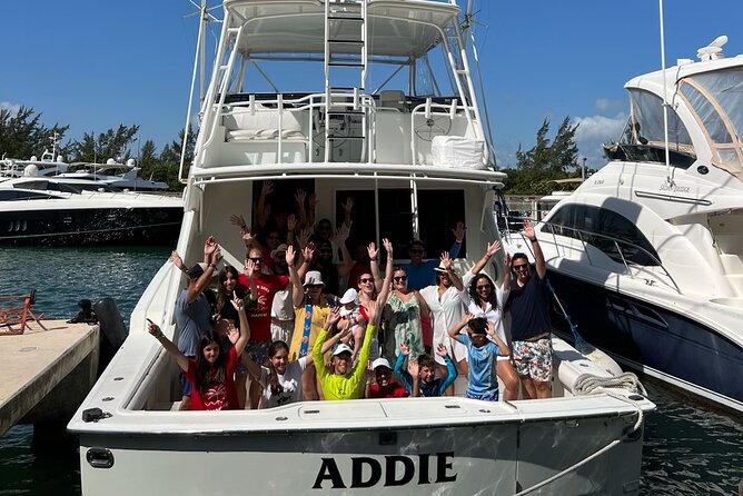VIP YACHT up to 28 passengers - Isla mujeres snorkel - Service, Cleanliness, and Weather Flexibility