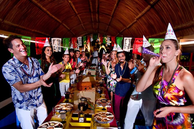 Xoximilco: Boat Fiesta Tour, Tasting, Tequila Bar and Transport - The included food tasting: mole, tamales, and Mayan pork