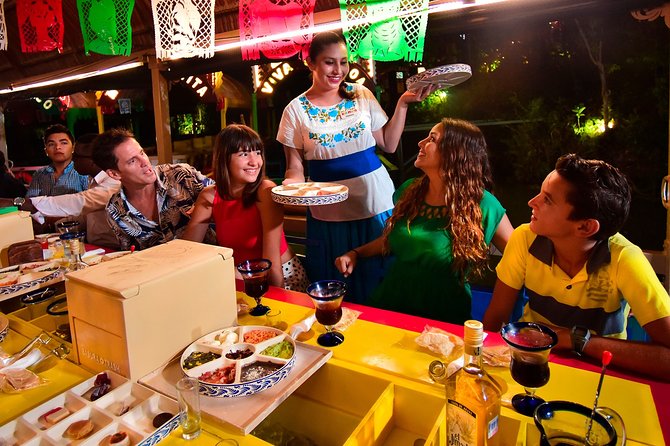 Xoximilco: Boat Fiesta Tour, Tasting, Tequila Bar and Transport - The park setting and why the walking matters