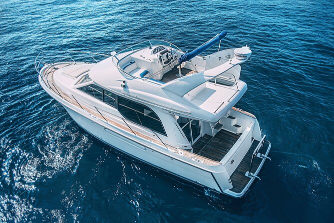 Yacht Meridian 40FT Best Private Rental in Cancun - How long you should book: 1, 2, 4, 6, or 8 hours